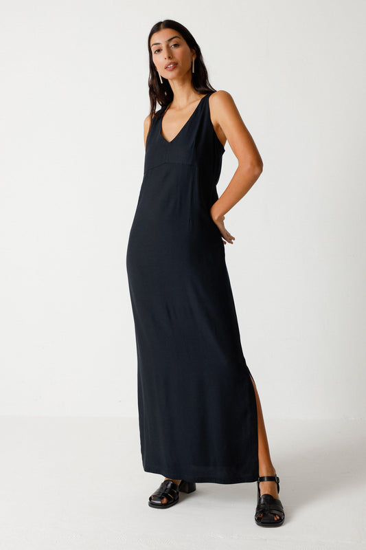 ROBE LETI
